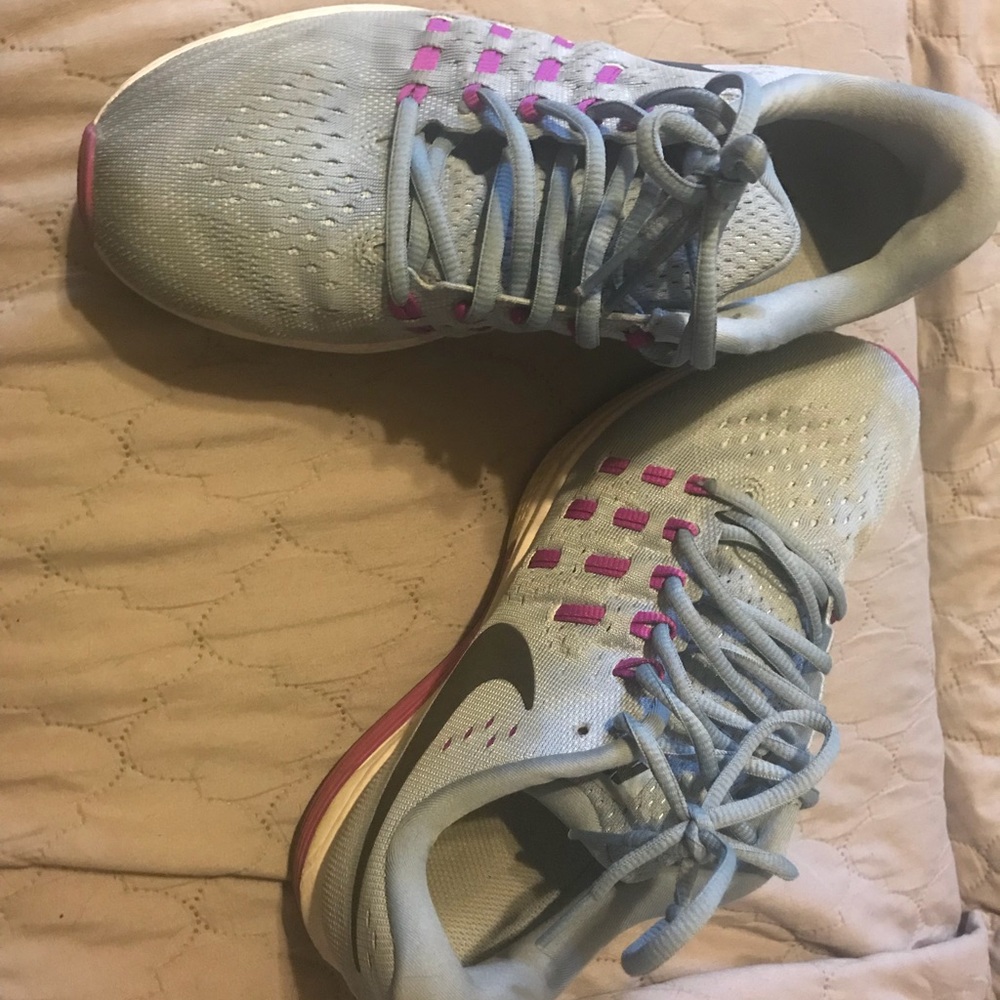 Nike shoes